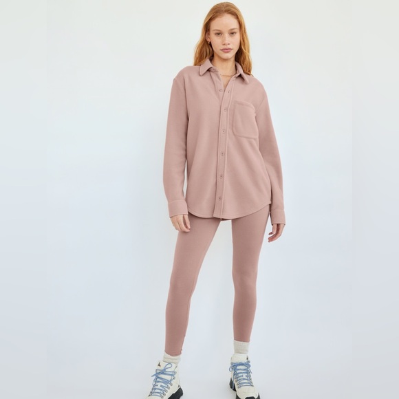 Aritzia TNA polar fleece shirt - Picture 2 of 5